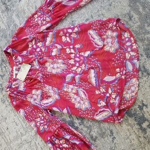 Black Rainn Floral Long Sleeve Blouse. NWT